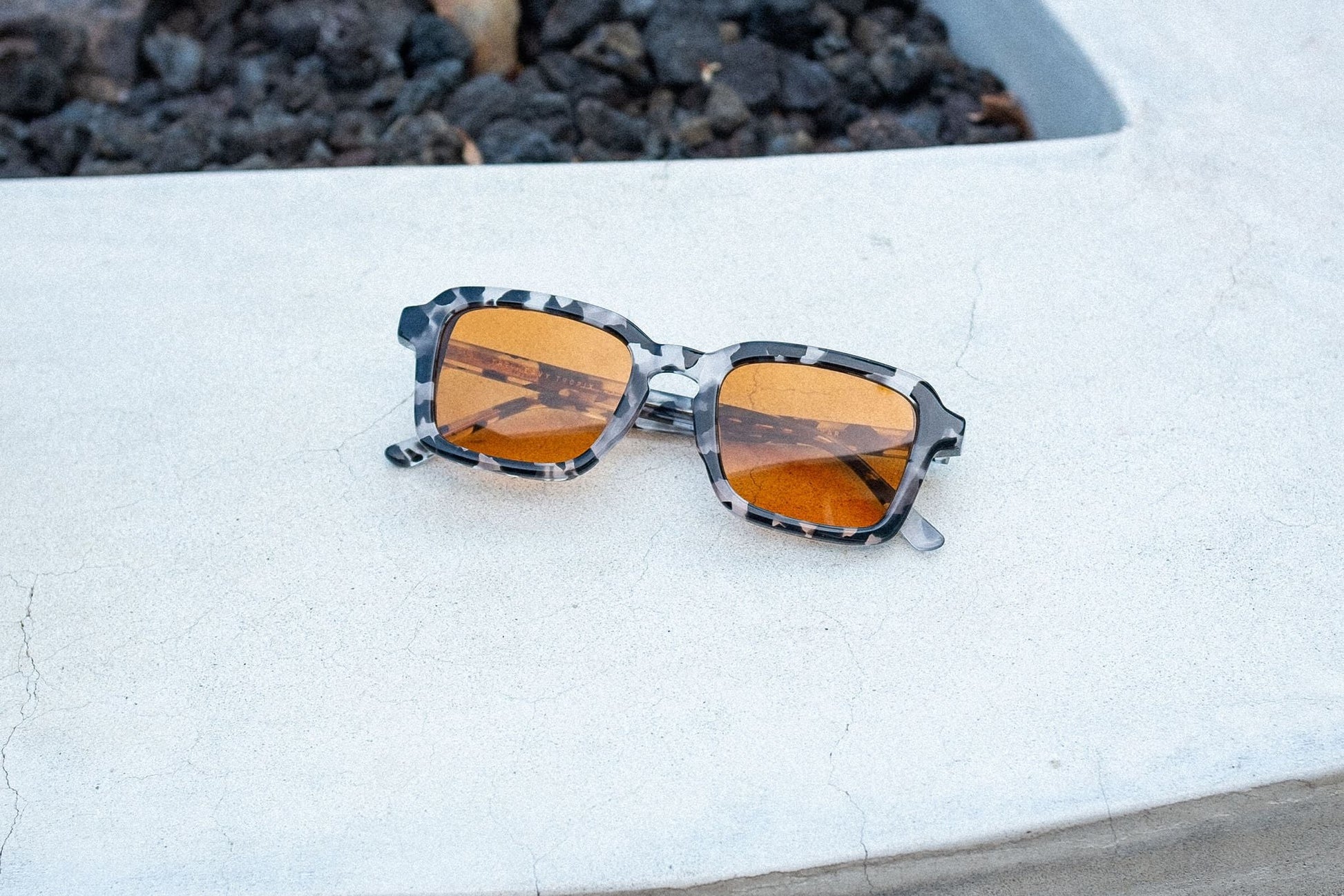 The Heavy Tropix / Onyx Tortoise Bio & Burnt Orange Lens - Shade Files
