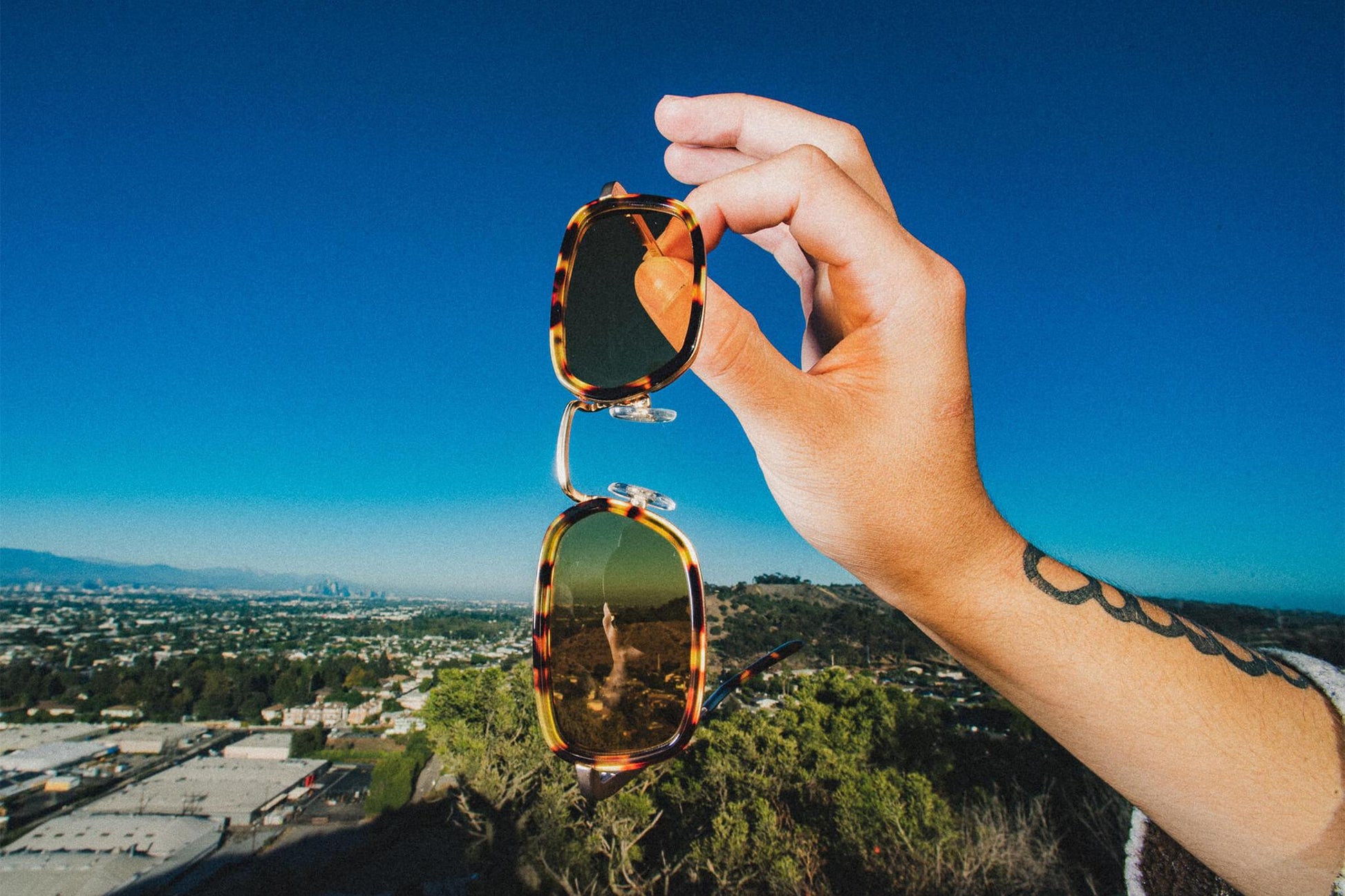 The Nu Bloom / Brushed Gold Tortoise Bio & Mustard Lens - Shade Files